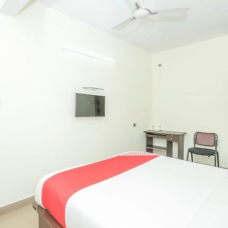 Oyo 13170 Victory Suites Bangalore Exteriör bild