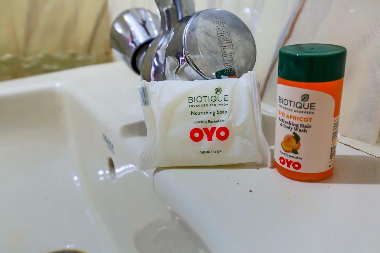Oyo 13170 Victory Suites Bangalore Exteriör bild