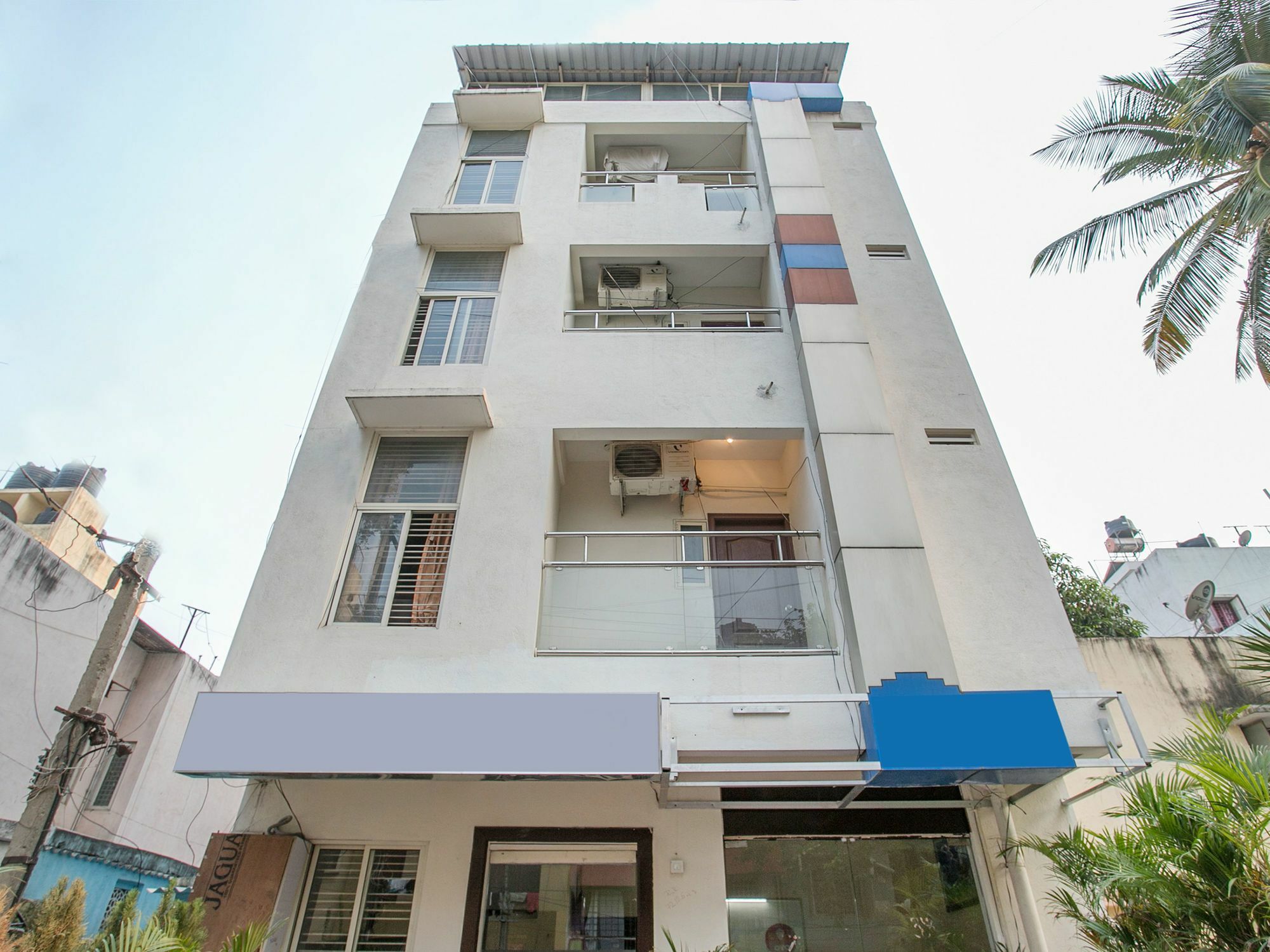 Oyo 13170 Victory Suites Bangalore Exteriör bild